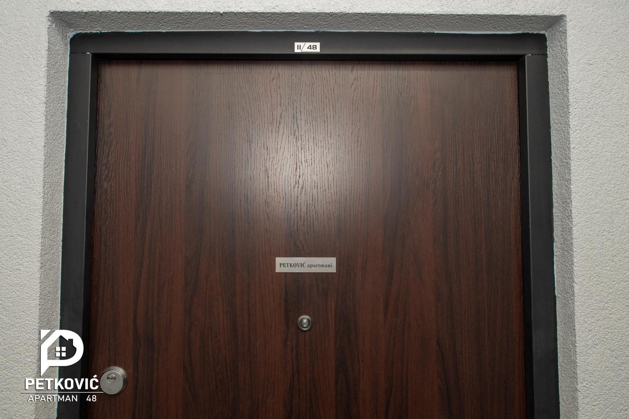 Apartment Petkovic 48 Vauceri